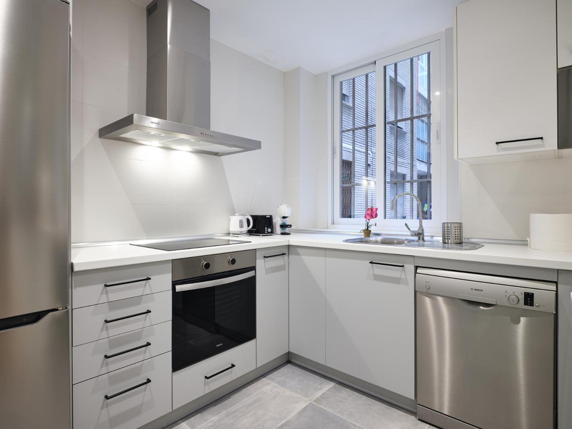 My City Home - Student Rooms In Moncloa มาดริด ภายนอก รูปภาพ