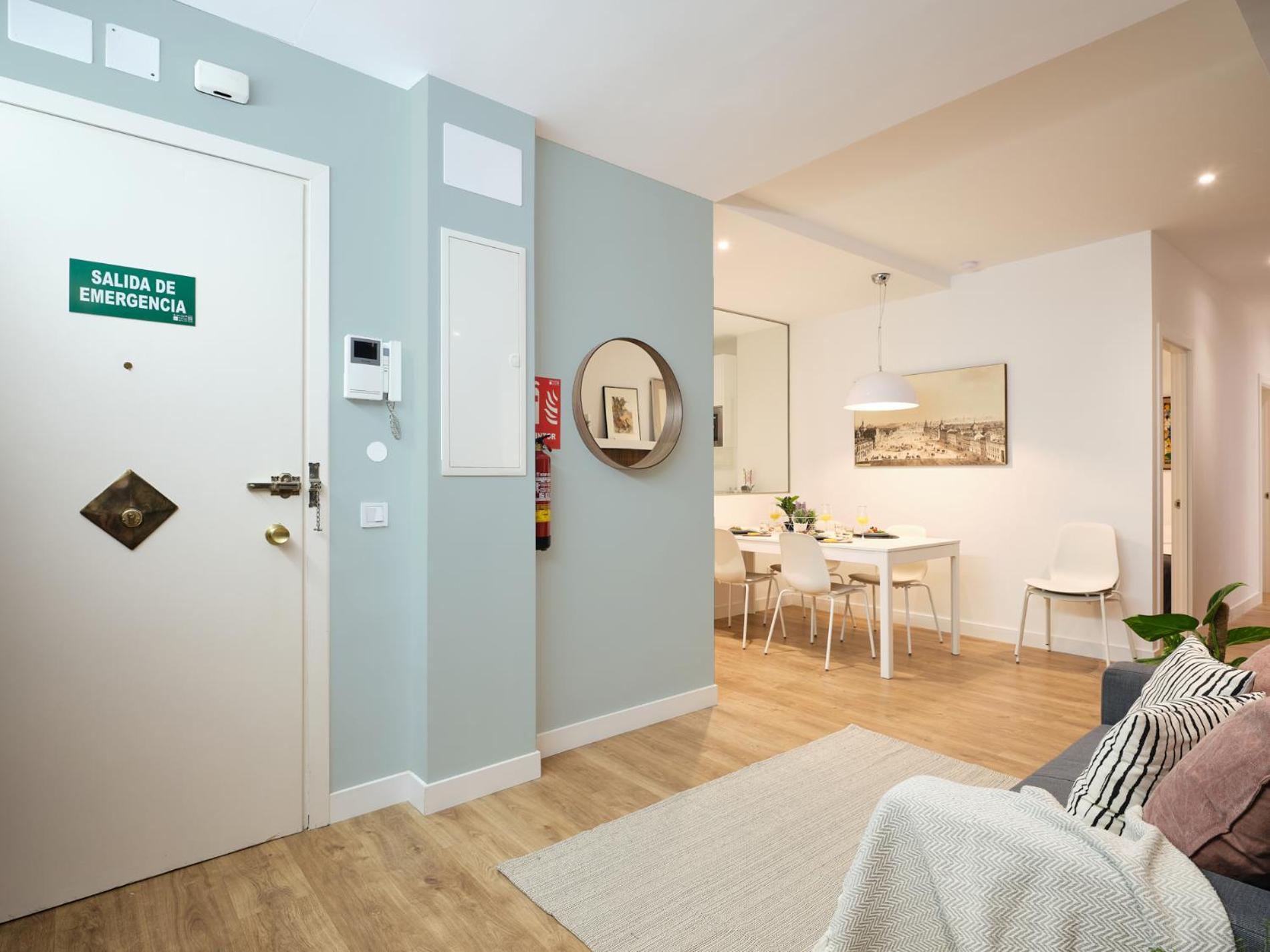 My City Home - Student Rooms In Moncloa มาดริด ภายนอก รูปภาพ