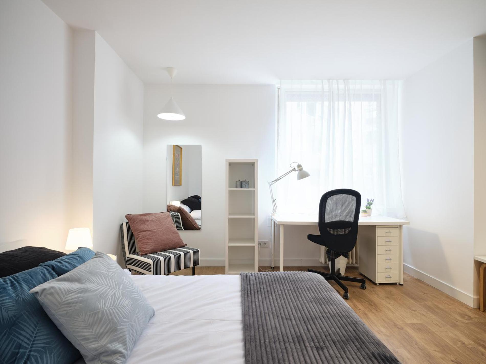 My City Home - Student Rooms In Moncloa มาดริด ภายนอก รูปภาพ